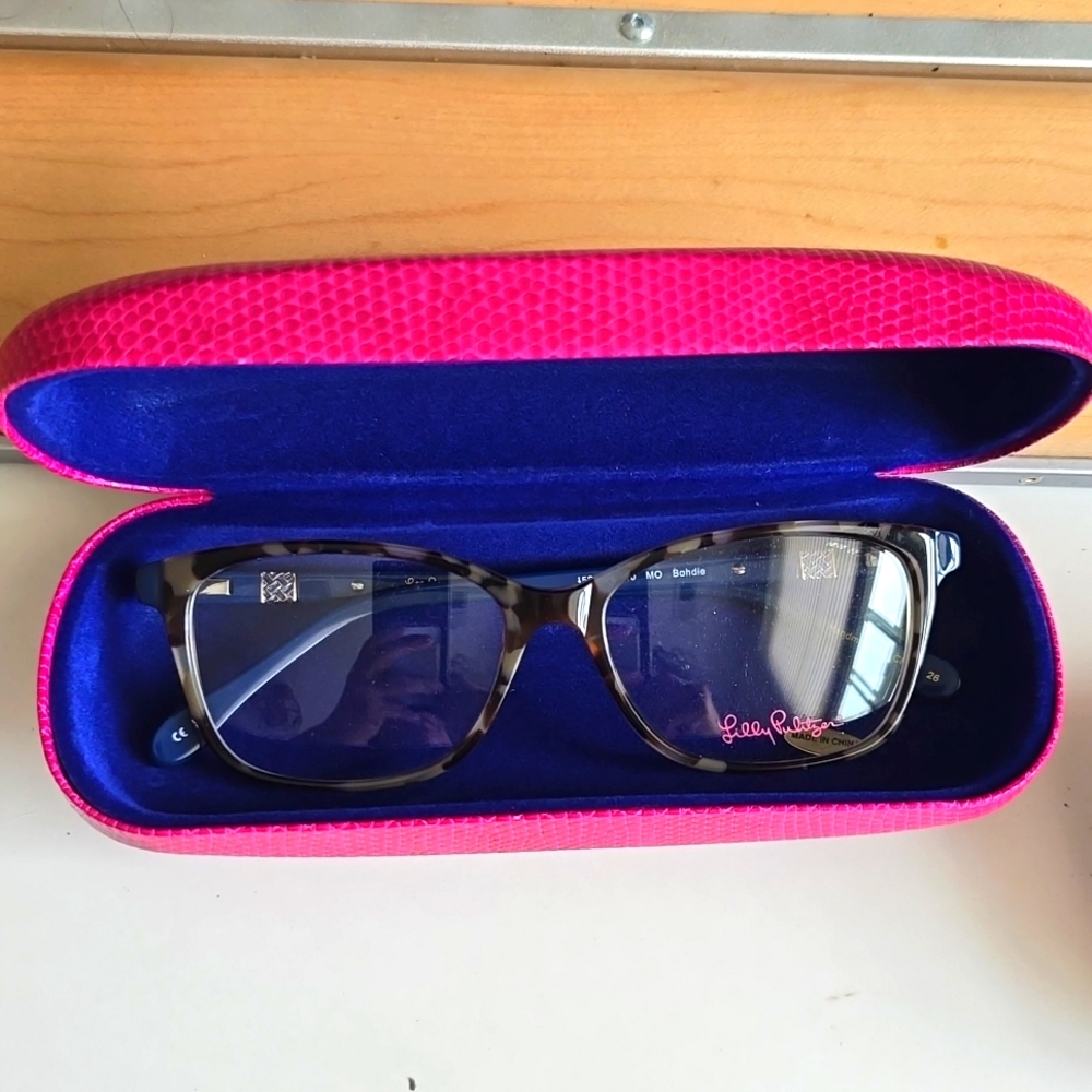 Eyeglasses